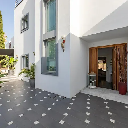 Villa Ivelise , Casco Antiguo