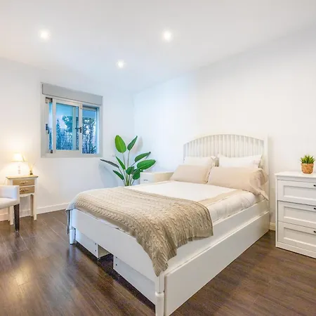 Ivelise , Casco Antiguo Willa