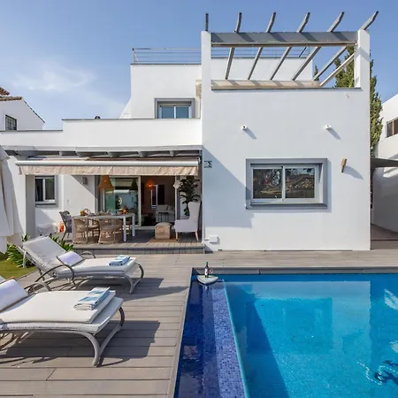 Βίλα Ivelise , Casco Antiguo *