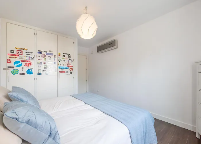 Villa Ivelise , Casco Antiguo *